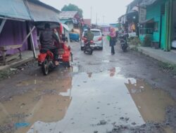 Warga Keluhkan Jalan Berlubang, hingga Sebut Rezim Masih Aman Ingkar Janji